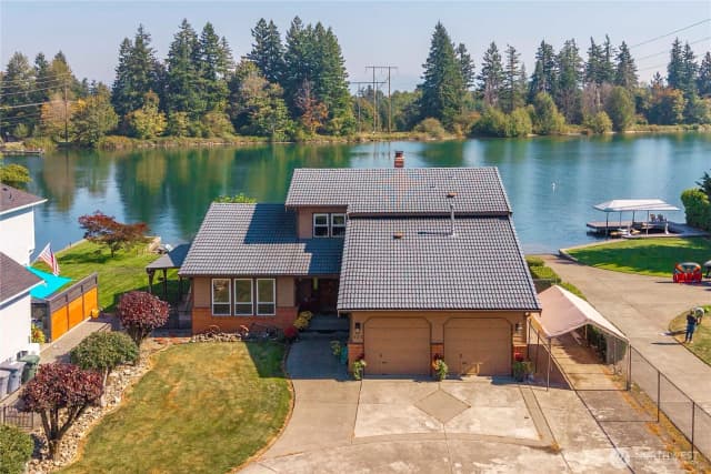 Property photo for 923 187th Avenue E, Lake Tapps photo 3