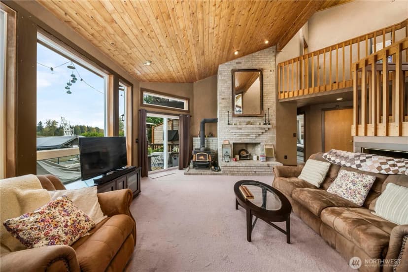 Property photo for 923 187th Avenue E, Lake Tapps photo 19