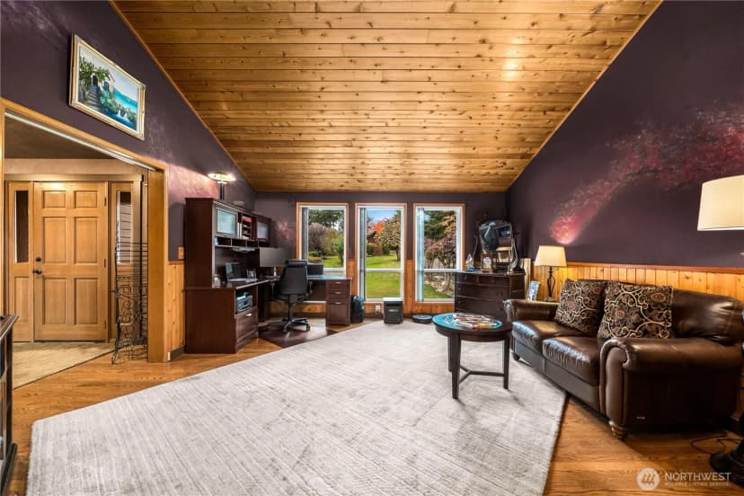 Property photo for 923 187th Avenue E, Lake Tapps photo 12