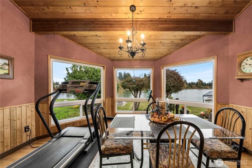 Property photo for 923 187th Avenue E, Lake Tapps photo 17