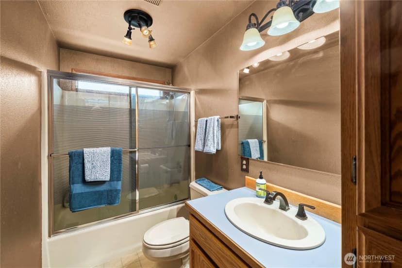 Property photo for 923 187th Avenue E, Lake Tapps photo 30