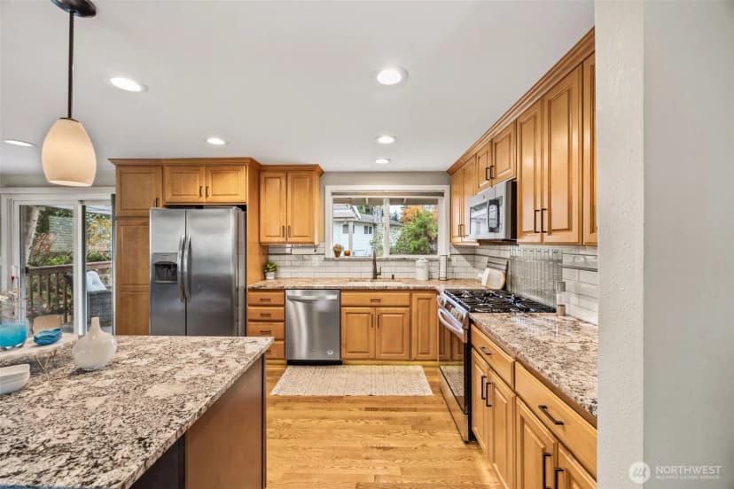 Property photo for 5015 123rd Avenue Se, Bellevue photo 13