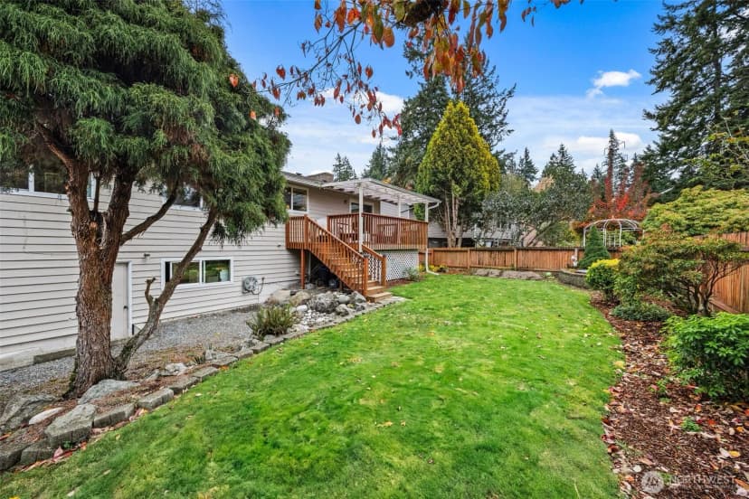 Property photo for 5015 123rd Avenue Se, Bellevue photo 31