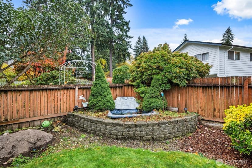 Property photo for 5015 123rd Avenue Se, Bellevue photo 30
