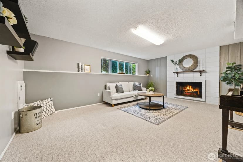 Property photo for 5015 123rd Avenue Se, Bellevue photo 14