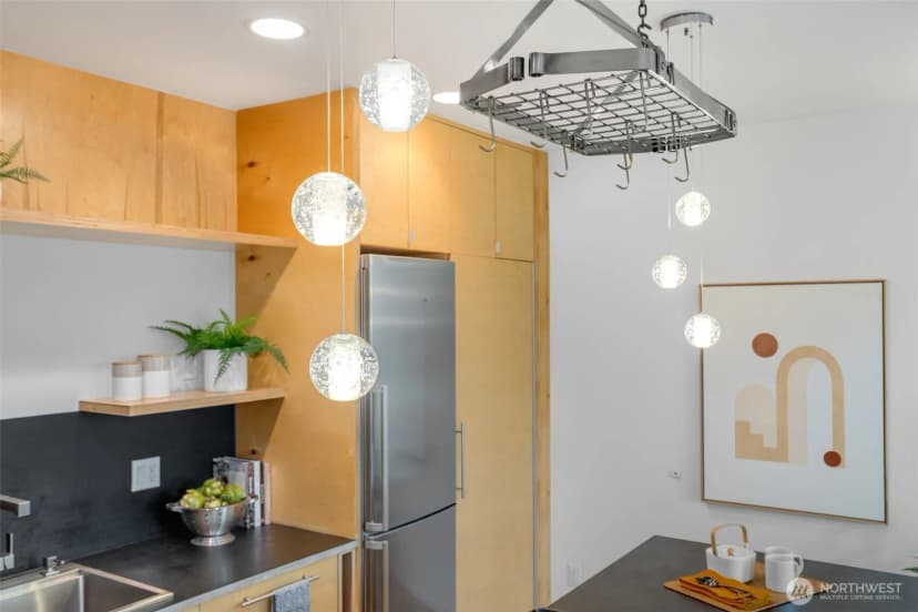 Property photo for 418 19th Avenue E #b, Seattle photo 13