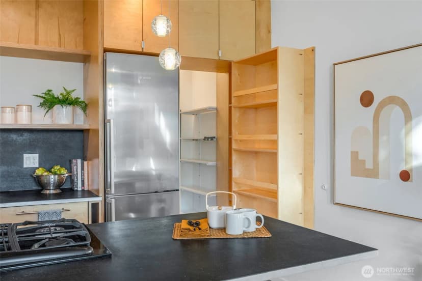 Property photo for 418 19th Avenue E #b, Seattle photo 12