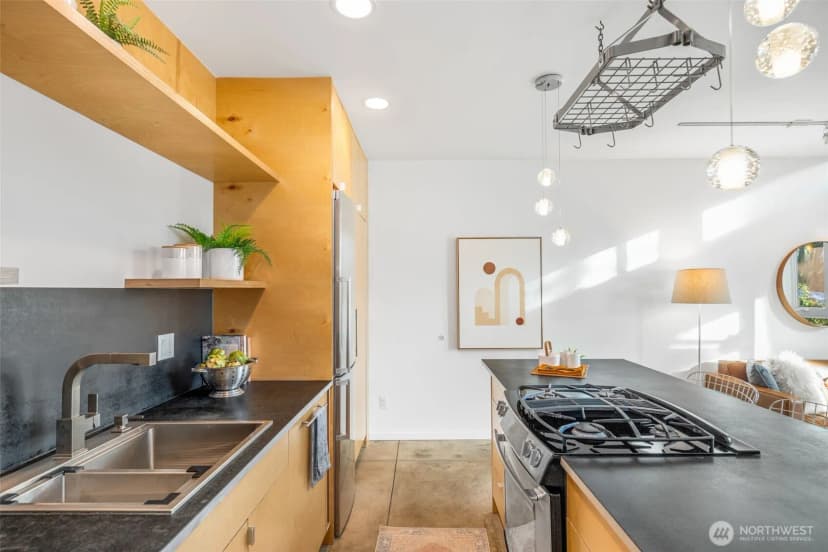 Property photo for 418 19th Avenue E #b, Seattle photo 14