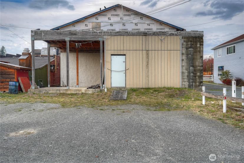 Property photo for 121 Mashell Avenue N, Eatonville photo 23