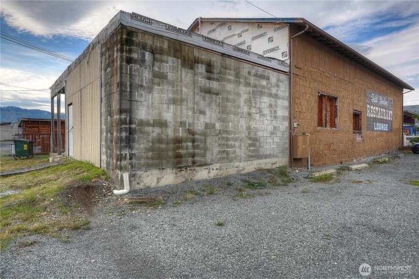 Property photo for 121 Mashell Avenue N, Eatonville photo 20