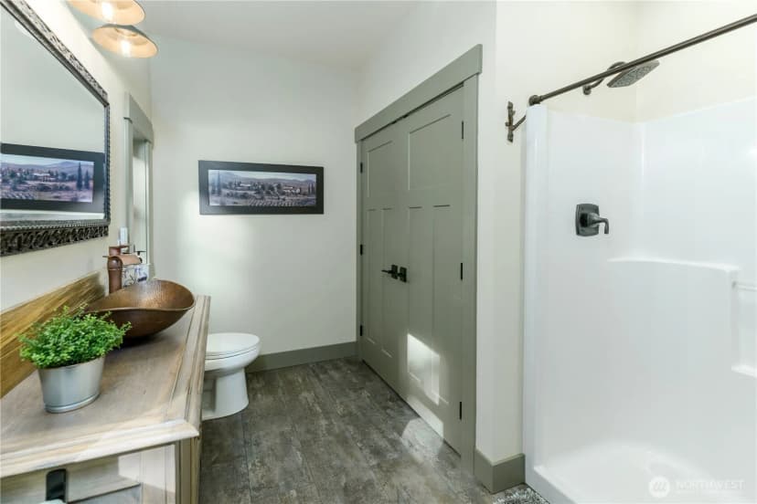 Property photo for 211 Yellow Brick Road, Sequim photo 14