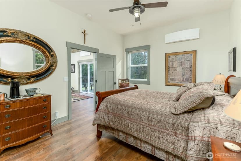 Property photo for 211 Yellow Brick Road, Sequim photo 13