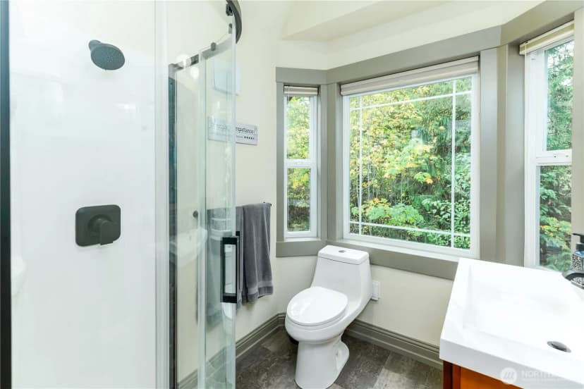 Property photo for 211 Yellow Brick Road, Sequim photo 23