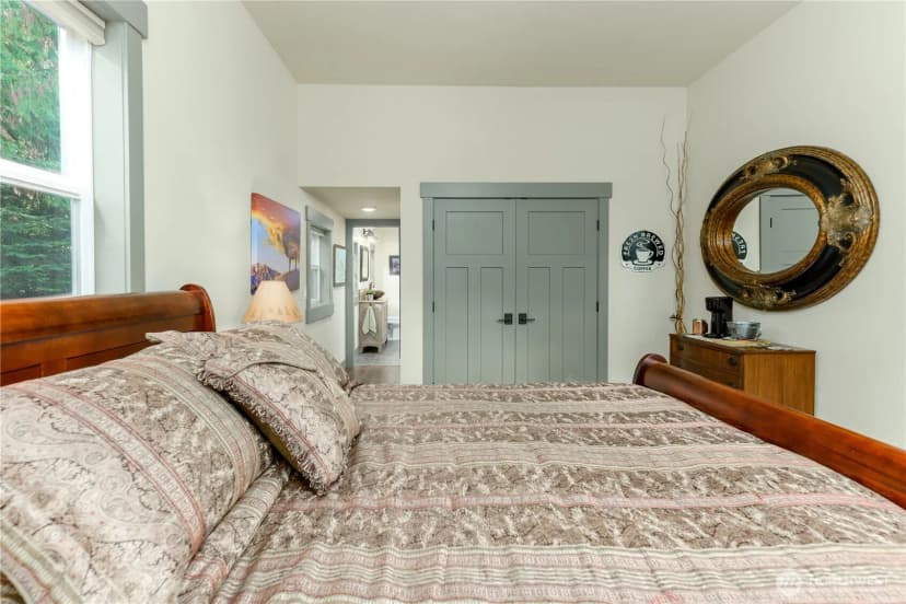 Property photo for 211 Yellow Brick Road, Sequim photo 12