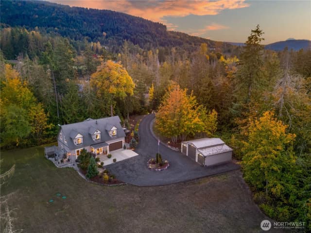Property photo for 211 Yellow Brick Road, Sequim