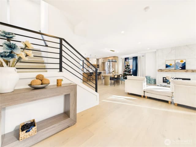 Property photo for 2810 2808 E Howell St, Seattle photo 3
