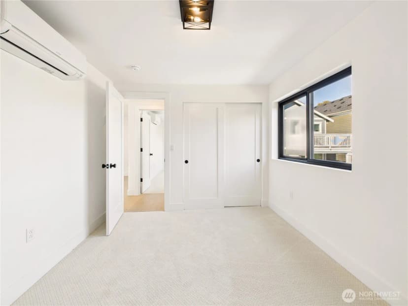 Property photo for 2810 2808 E Howell St, Seattle photo 16