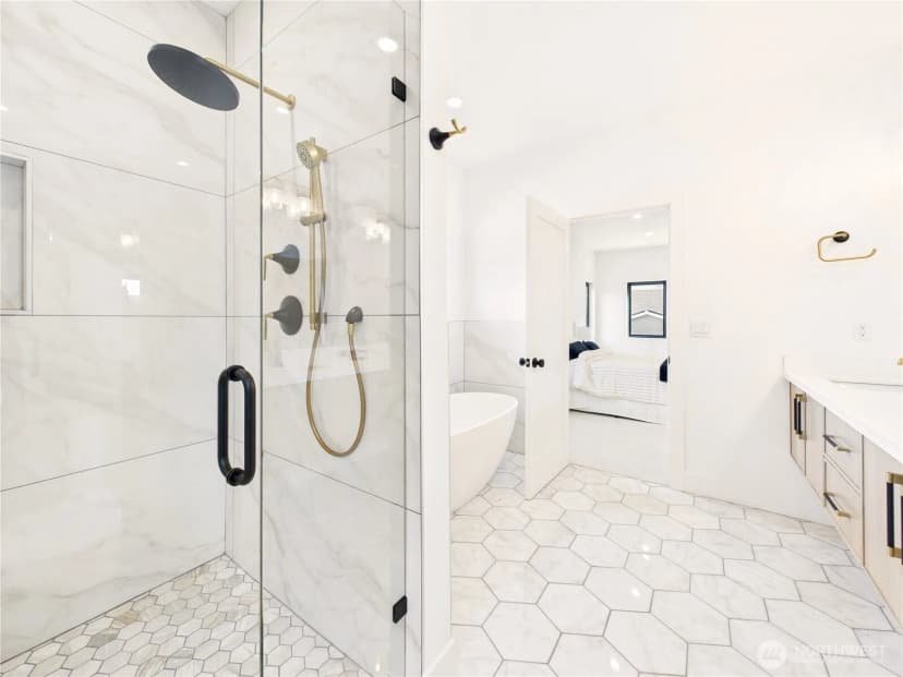 Property photo for 2810 2808 E Howell St, Seattle photo 10