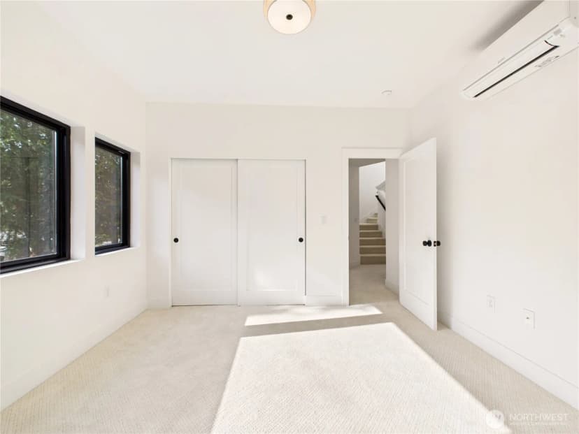 Property photo for 2810 2808 E Howell St, Seattle photo 15