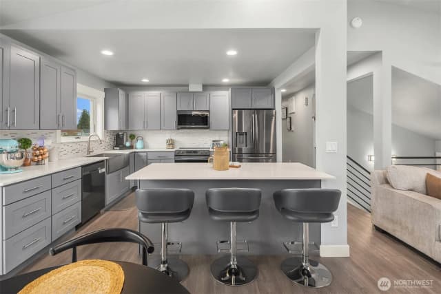 Property photo for 402 Olympia Boulevard Sw, Pacific photo 5