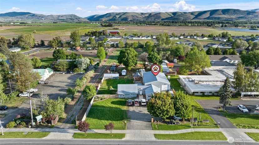 Property photo for 1110 E Mountain View Avenue, Ellensburg