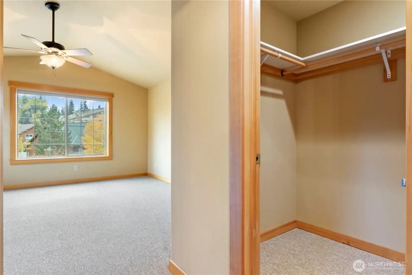 Property photo for 300 Cascadian Court #15, Winthrop photo 18