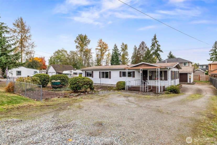Property photo for 35119 28th Avenue S, Federal Way photo 2