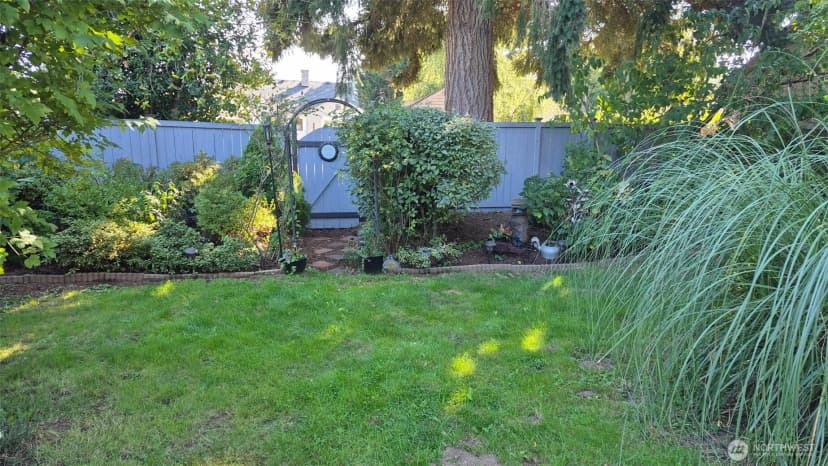 Property photo for 2323 Olympia Avenue Ne, Olympia photo 19