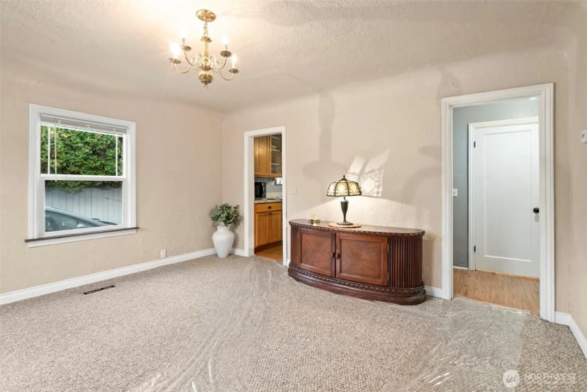 Property photo for 2323 Olympia Avenue Ne, Olympia photo 6
