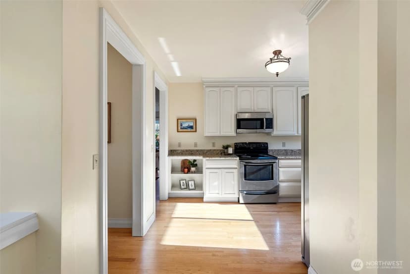 Property photo for 2610 N Warner Street, Tacoma photo 13