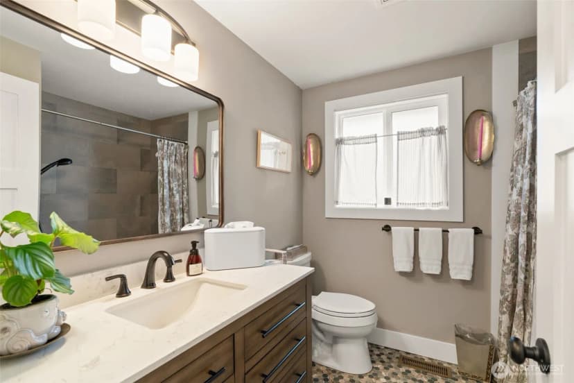 Property photo for 11108 239th Place Sw, Woodway photo 26