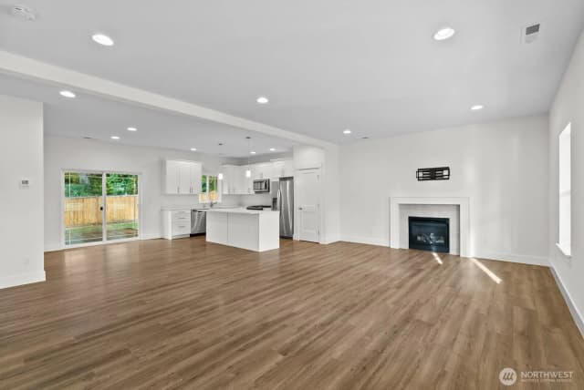 Property photo for 19518 26th Street Court Sw, Lakebay photo 4