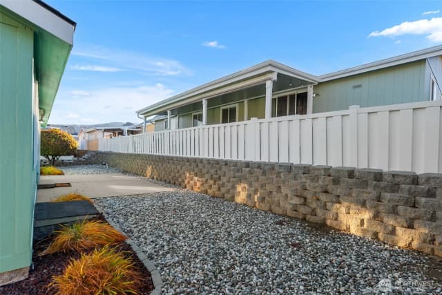 Property photo for 1232 Woods Street, Wenatchee photo 4