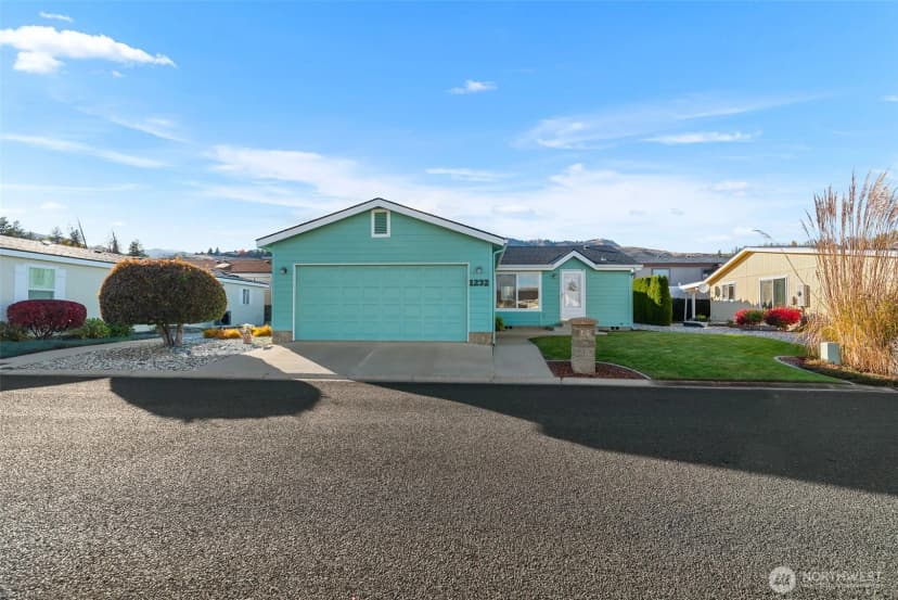 Property photo for 1232 Woods Street, Wenatchee photo 2