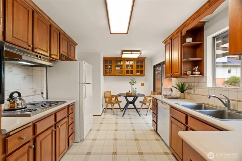 Property photo for 22039 98th Place W, Edmonds photo 11