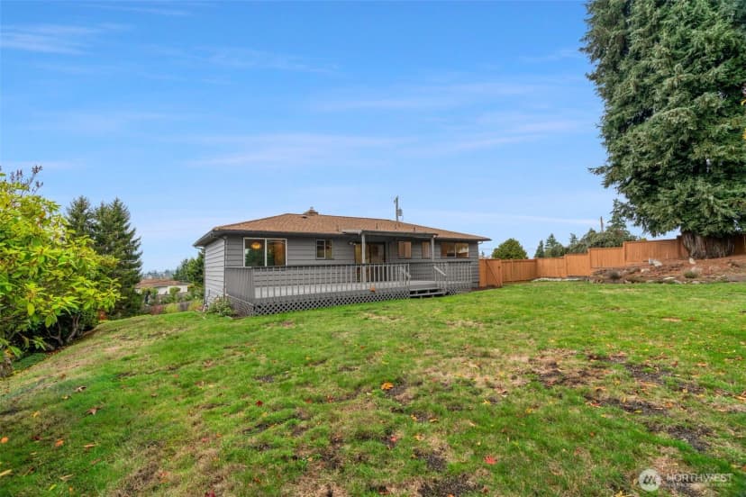 Property photo for 22039 98th Place W, Edmonds photo 28