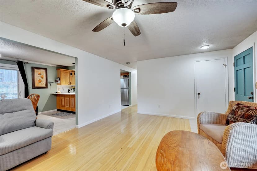 Property photo for 3929 Briarwood Drive Se, Port Orchard photo 7