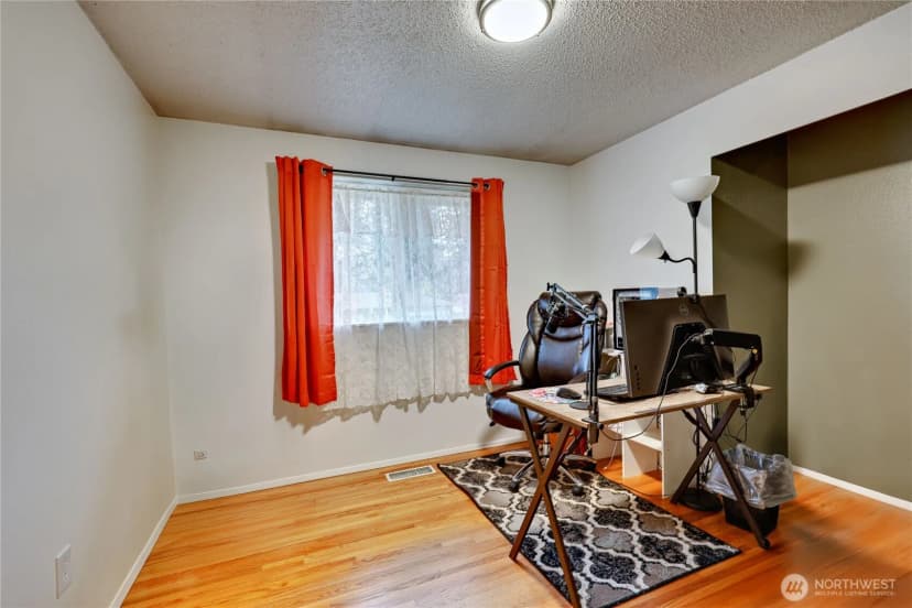 Property photo for 3929 Briarwood Drive Se, Port Orchard photo 15