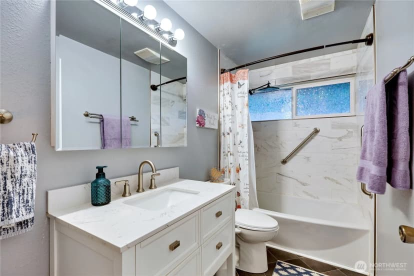 Property photo for 3929 Briarwood Drive Se, Port Orchard photo 14
