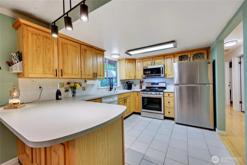 Property photo for 3929 Briarwood Drive Se, Port Orchard photo 10