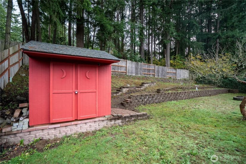 Property photo for 3929 Briarwood Drive Se, Port Orchard photo 23