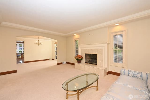 Property photo for 3654 W Viewmont Way W, Seattle photo 4