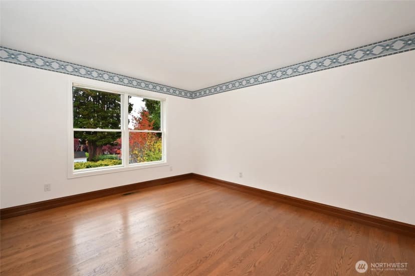 Property photo for 3654 W Viewmont Way W, Seattle photo 20