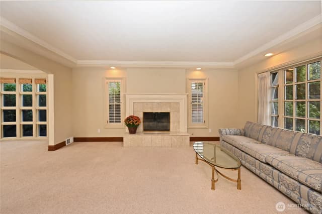 Property photo for 3654 W Viewmont Way W, Seattle photo 3