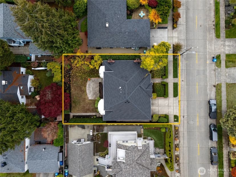 Property photo for 3654 W Viewmont Way W, Seattle photo 29