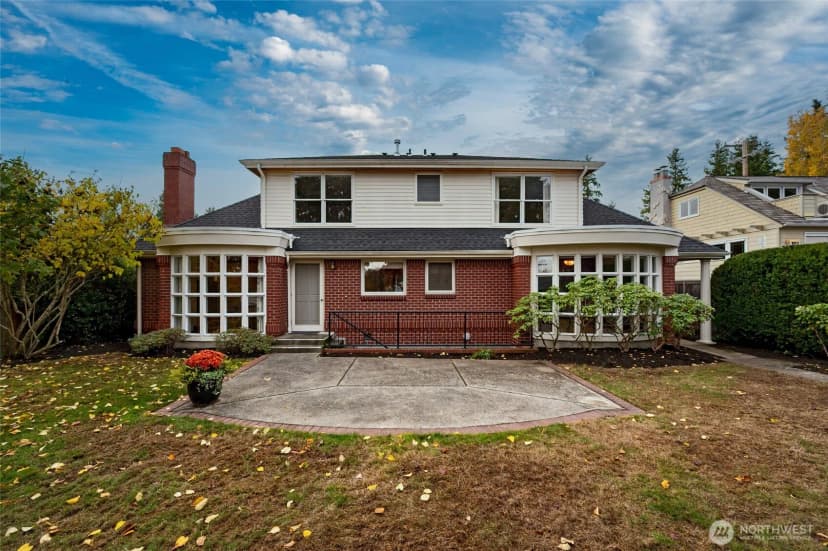 Property photo for 3654 W Viewmont Way W, Seattle photo 27