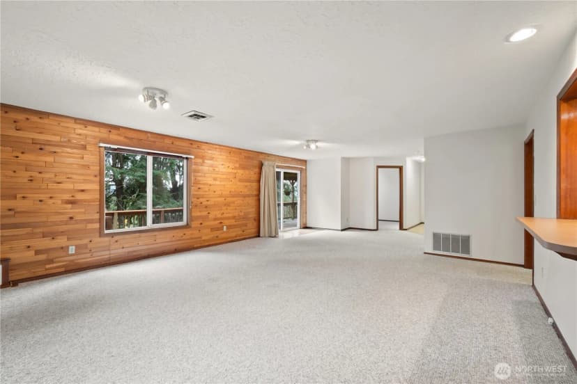 Property photo for 4415 Poplar Way, Longview photo 18