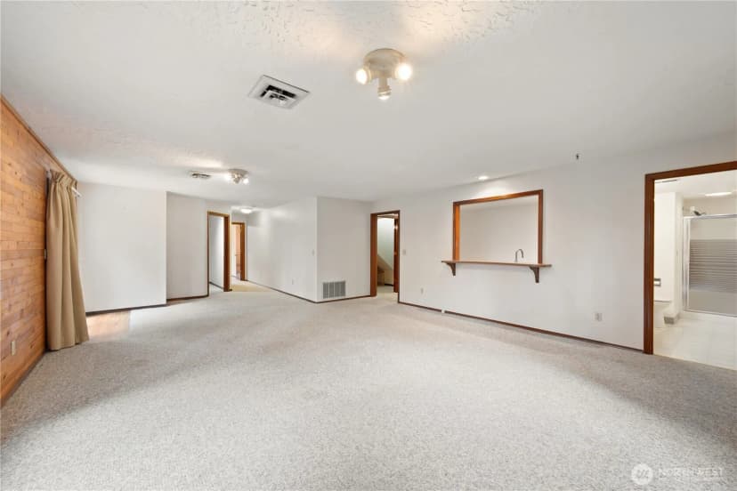 Property photo for 4415 Poplar Way, Longview photo 19