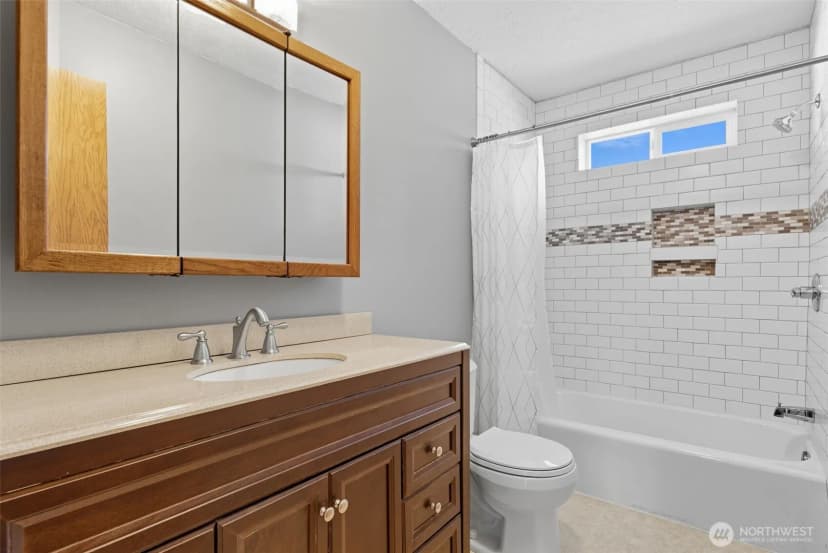 Property photo for 11120 Se 234th Place, Kent photo 20