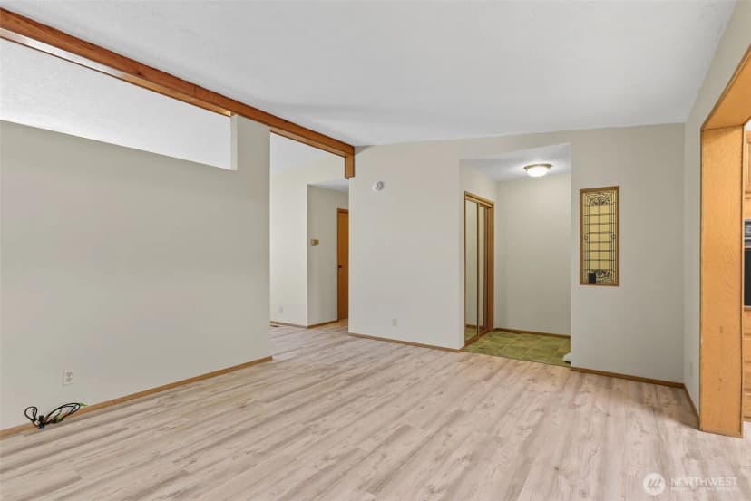 Property photo for 11120 Se 234th Place, Kent photo 3